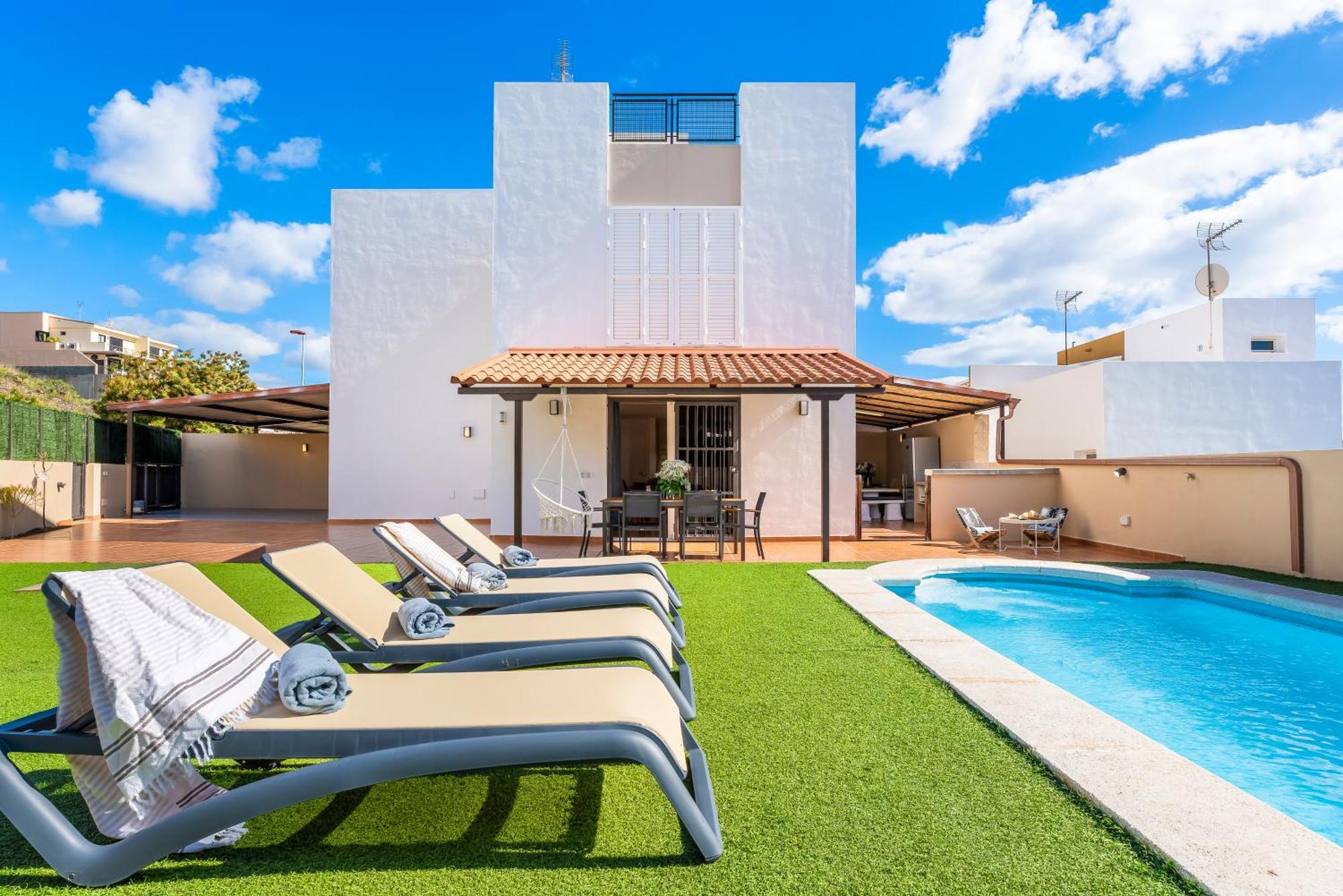 Villa Trueno Refugio De Lujo Con Piscina Climatizada Y Vistas Candelaria Kültér fotó